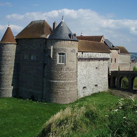 Le Goeland Apartment Dieppe Bagian luar foto